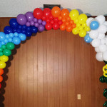 Balloons-and-Beyond-rainbow-arch